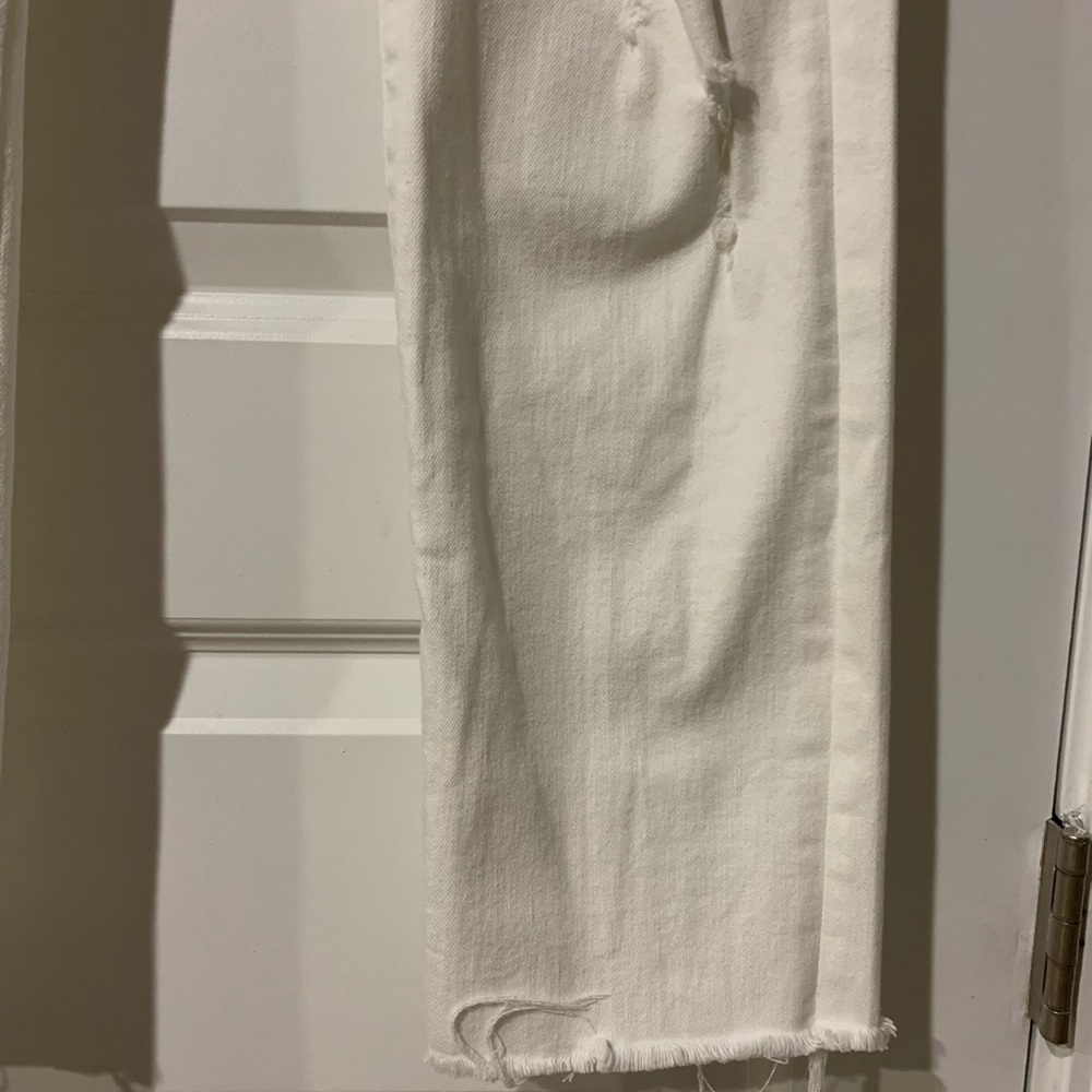 White Distressed Straight Leg Jeans Size 28 Mid Rise Raw Hem NWT - Picture 6 of 11